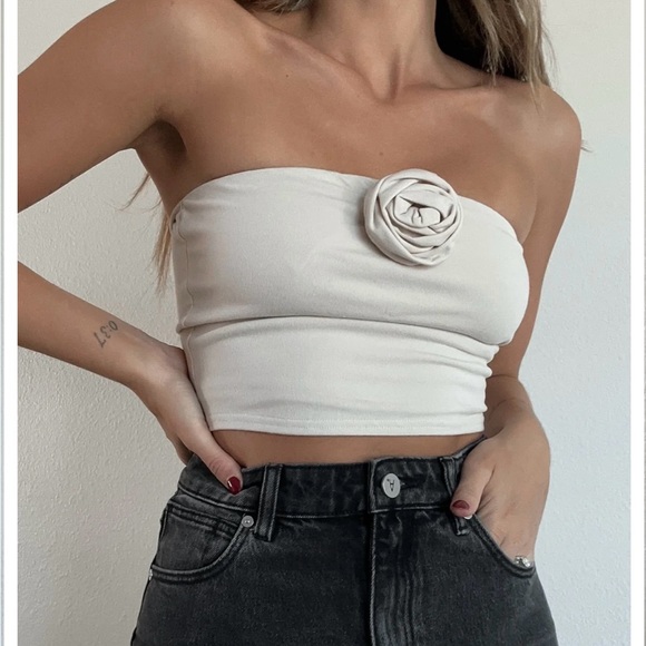 Never worn Honey Mango crop tube top and matching maxi skirt, size S (in beige). - Picture 3 of 8